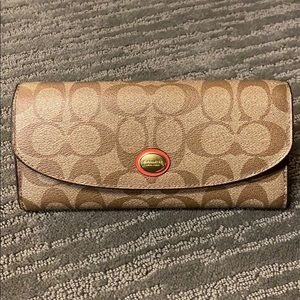 New Coach Envelope Wallet
